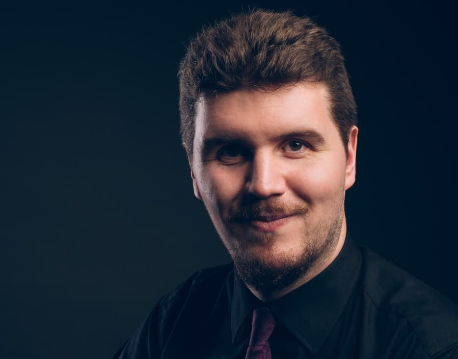 Headshot for D Hurst
